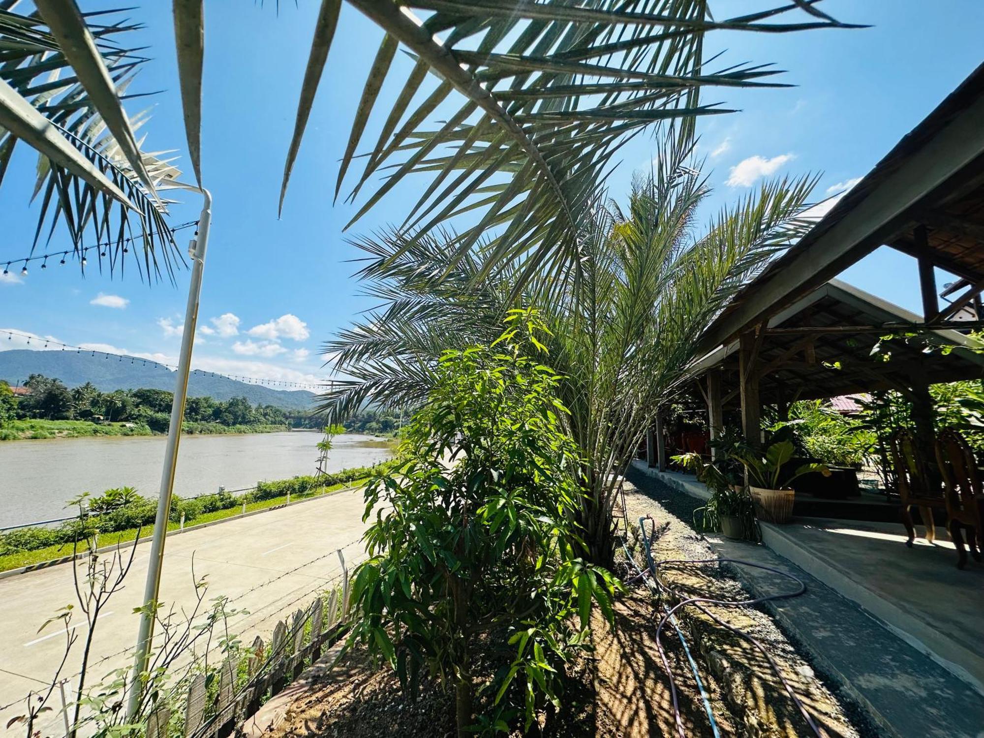 לואנג פרבאנג Kingkham Riverside Hotel מראה חיצוני תמונה