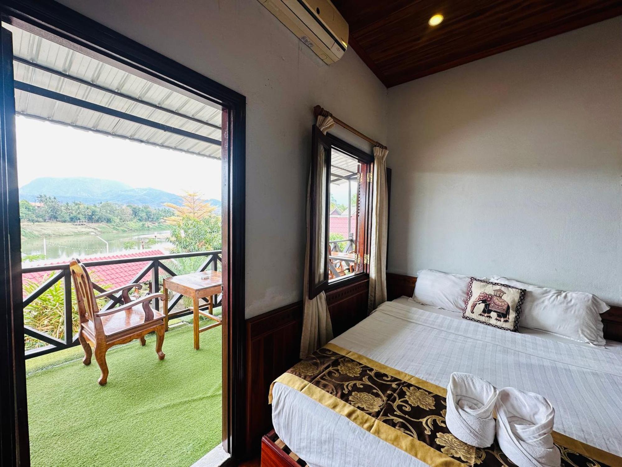 לואנג פרבאנג Kingkham Riverside Hotel מראה חיצוני תמונה